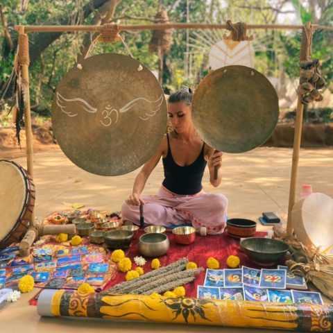 100 hour / 2 weeks Yin & Sound Healing